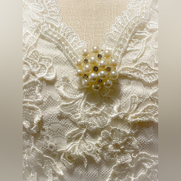 Romantic Elegant Wedding Dress French Lace  Open Back off-white Sz S - Picture 2 of 10